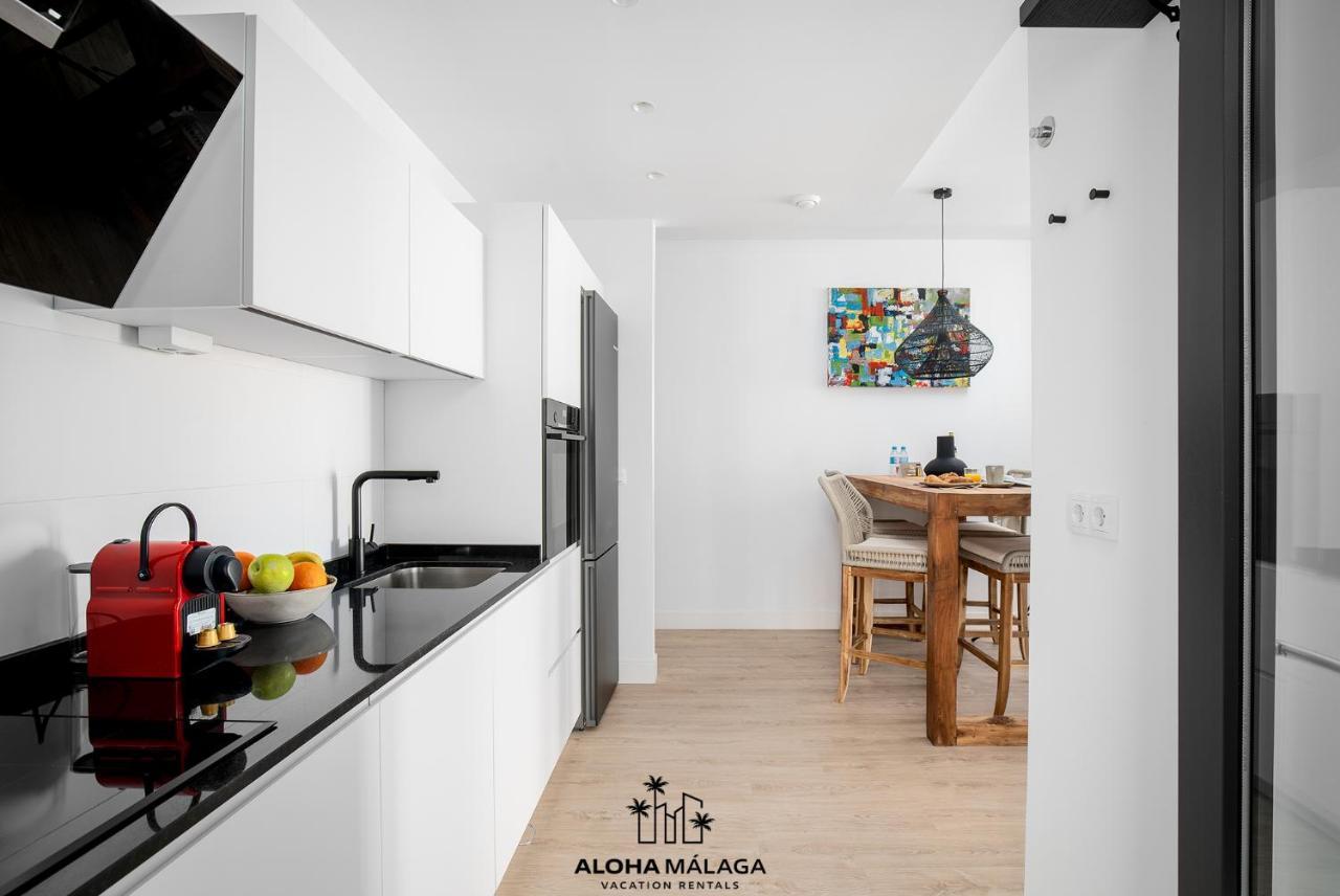 Apartamento Luxury Duplex With Pool And Padel Court In Town Málaga Exterior foto